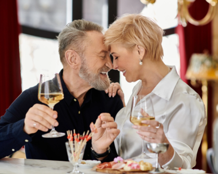  Your Utimi Black Friday Deals + Fun Photo Event